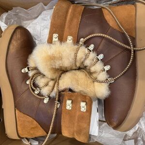 Ugg - Vicki Waterproof Leather & Sheepskin Boots, size 8, gently used, with box